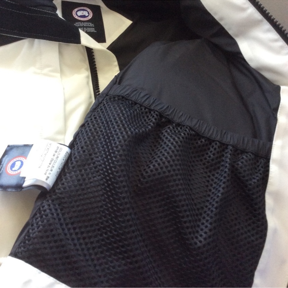 Canada Goose NEW Vest - Picture 8 of 8
